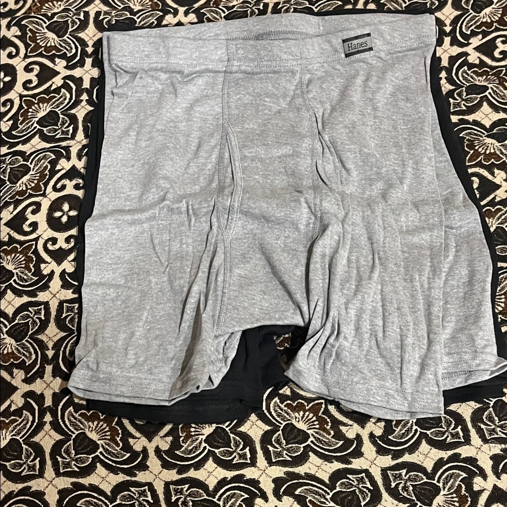 🩳 Hanes Comfort Flex Fit Men’s Boxer Briefs – 5 Pack (2 Gray / 3 Black)